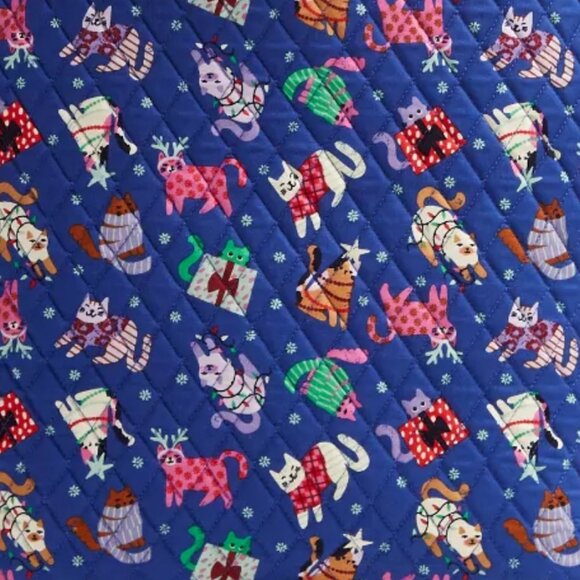 Vera Bradley Kitty Cat HUGE TOTE Essential Grand Tote in Catnip Christmas NWT - Picture 3 of 4